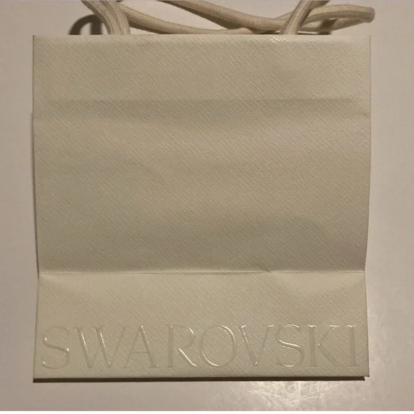 Dior, Swarovski, Oliver peoples, Oakley and Guess Gift Bags - Picture 9 of 9